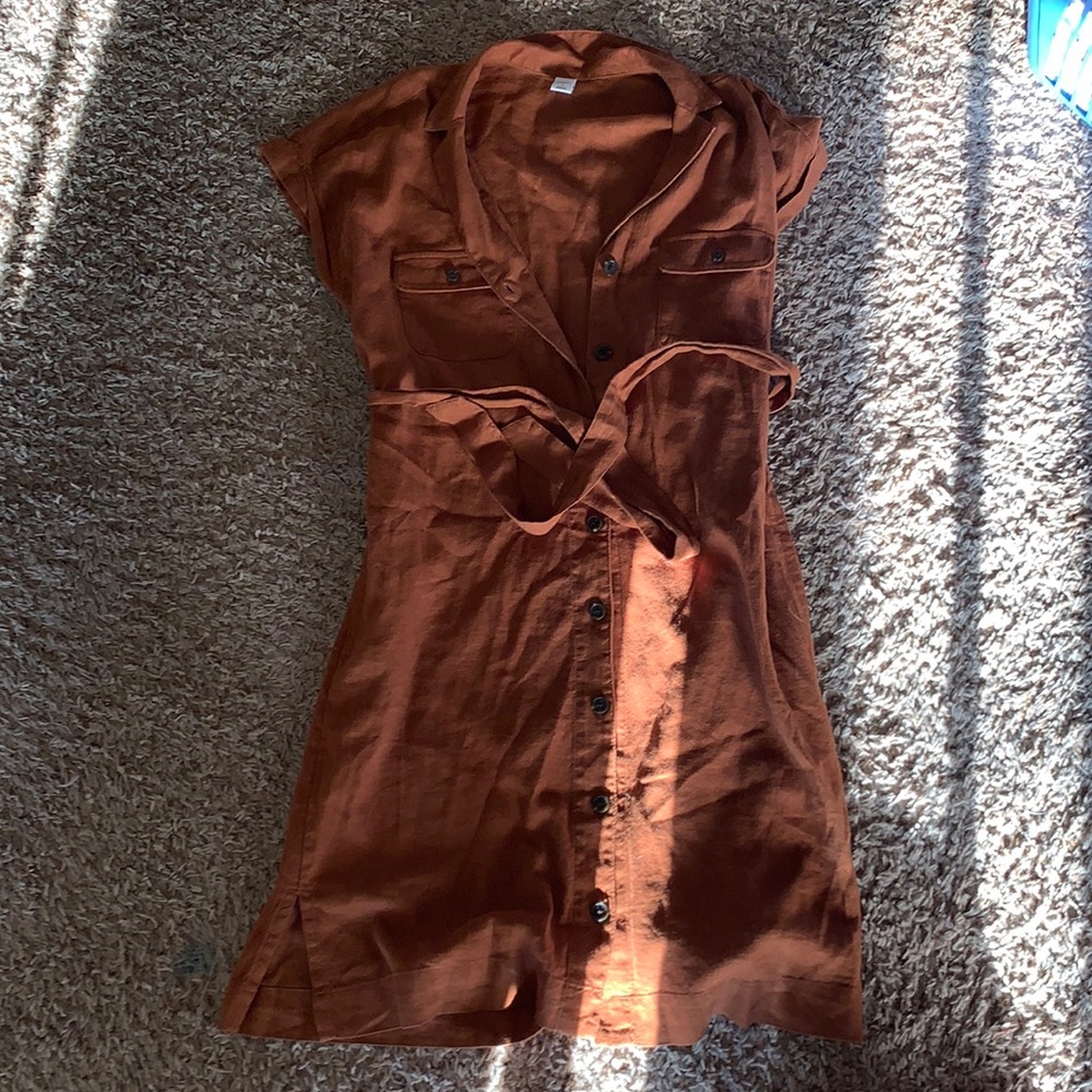 Button up dress with belt